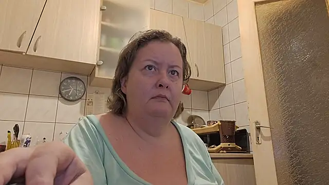 Snapshot of melissaBlessing chatting on September 18, 2025, 3:42 am melissaBlessing online show from September 18, 2025, 3:42 am