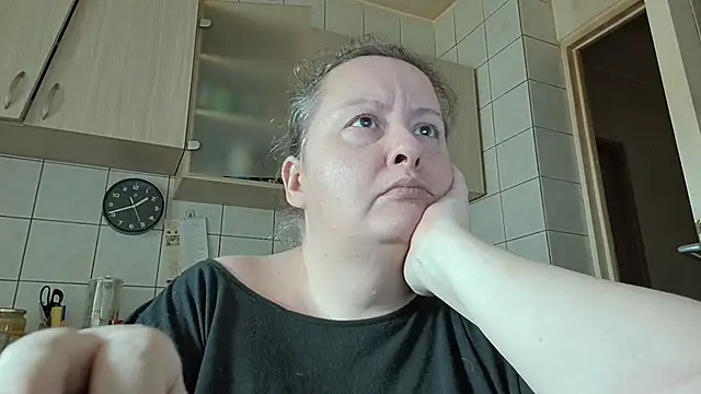 Snapshot of melissaBlessing chatting on December 16, 2025, 11:36 am melissaBlessing online show from December 16, 2025, 11:36 am