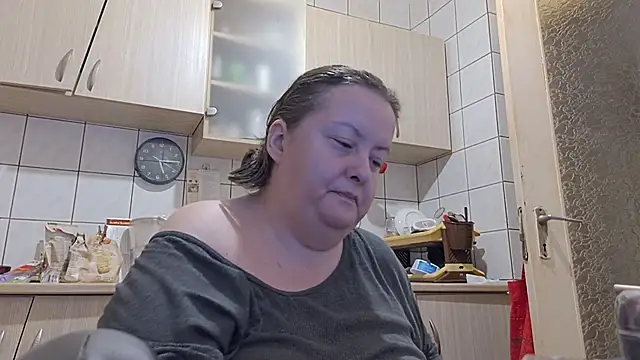 Snapshot of melissaBlessing chatting on October 12, 2025, 2:13 am melissaBlessing online show from October 12, 2025, 2:13 am