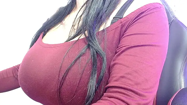 violletha online show from March 3, 2026, 12:34 pm