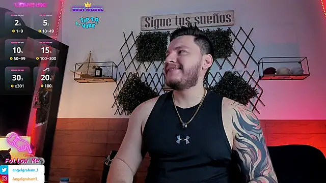 Snapshot of Angelgraham_1 chatting on December 5, 2025, 4:27 pm Angelgraham 1 online show from December 5, 2025, 4:27 pm