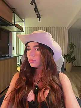 carolynnetrujillo online show from March 19, 2026, 12:54 am