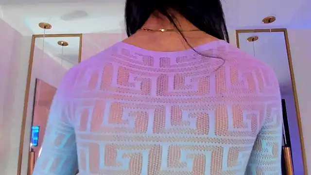 Snapshot of GabyPetit chatting on November 19, 2025, 8:20 pm GabyPetit online show from November 19, 2025, 8:20 pm