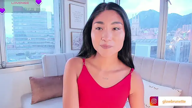 Snapshot of Megan_Lim chatting on February 13, 2025, 4:39 pm Megan Lim online show from February 13, 2025, 4:39 pm