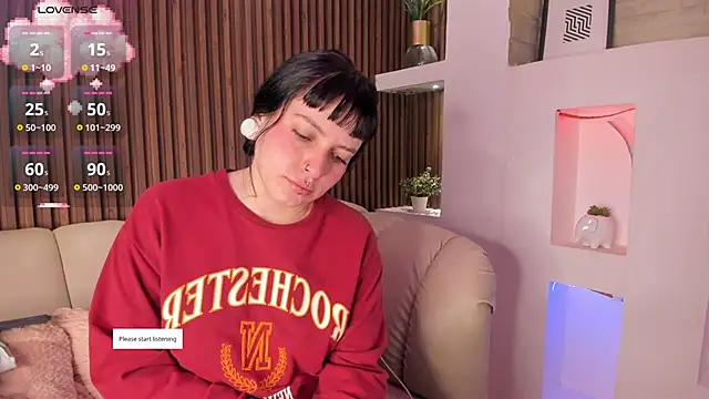 Snapshot of Lucy_Smith2 chatting on September 15, 2025, 7:36 pm Lucy Smith2 online show from September 15, 2025, 7:36 pm