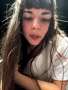 Snapshot of VioletaSubmissive chatting on November 1, 2025, 7:41 pm VioletaSubmissive online show from November 1, 2025, 7:41 pm