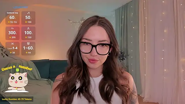 Snapshot of Oh_My_Dianee chatting on June 22, 2026, 9:17 am Oh My Dianee online show from June 22, 2026, 9:17 am