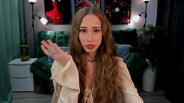 Snapshot of AlexaHarmon chatting on November 13, 2025, 6:28 am AlexaHarmon online show from November 13, 2025, 6:28 am