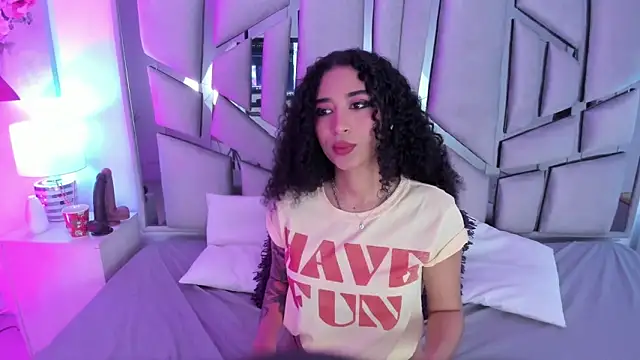  lanna jhonson  online show from March 11, 2025, 2:40 pm