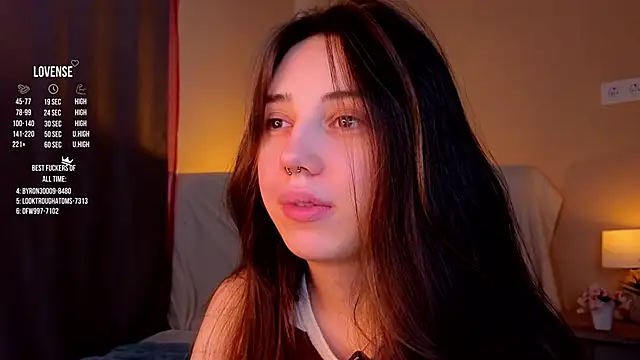 Snapshot of GillianDowdey chatting on October 11, 2025, 4:35 am GillianDowdey online show from October 11, 2025, 4:35 am