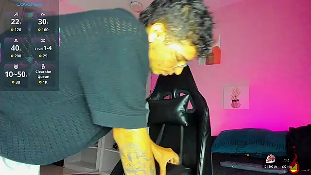 Snapshot of Ian_Castillo_ chatting on November 27, 2025, 11:21 am Ian Castillo online show from November 27, 2025, 11:21 am