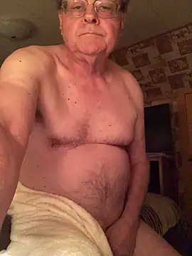 Tonybaloney1972 online show from February 9, 2026, 2:42 am