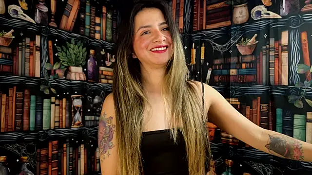 julietta   jackson online show from December 1, 2025, 8:32 pm