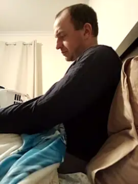 joshuagpratt online show from November 5, 2025, 10:40 am