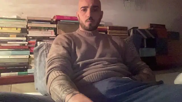 alessandromori91 online show from March 30, 2026, 7:37 pm