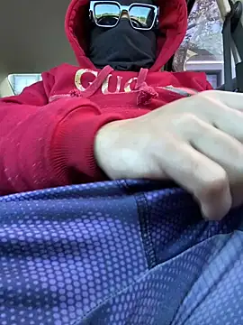 Pa lasnenas1 online show from February 16, 2025, 4:21 pm