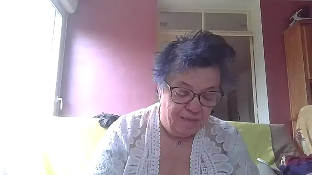 Vandeae44 online show from January 18, 2026, 10:29 am