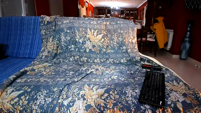 Snapshot of maduroguapo chatting on November 25, 2025, 9:48 pm maduroguapo online show from November 25, 2025, 9:48 pm