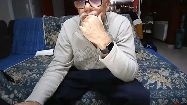 Snapshot of maduroguapo chatting on March 16, 2025, 10:31 pm maduroguapo online show from March 16, 2025, 10:31 pm