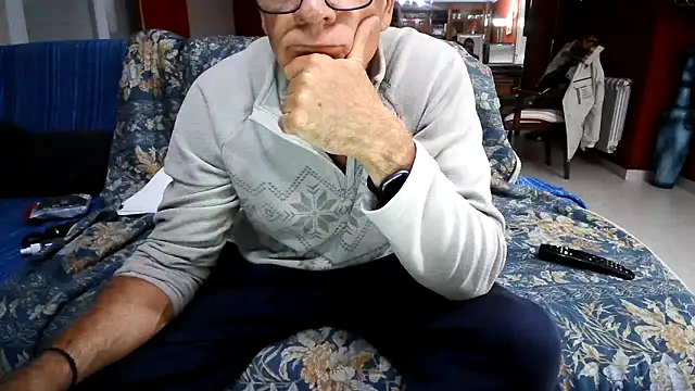 Snapshot of maduroguapo chatting on November 10, 2025, 9:31 pm maduroguapo online show from November 10, 2025, 9:31 pm