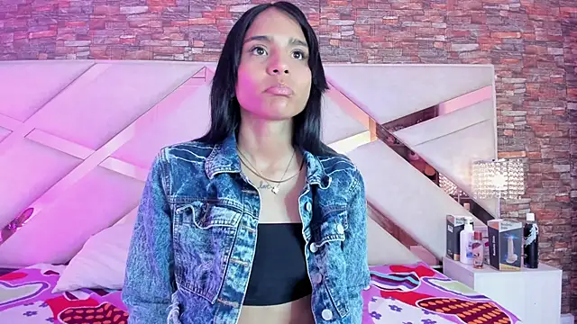 Snapshot of sophie_pariss chatting on November 5, 2025, 1:31 am sophie pariss online show from November 5, 2025, 1:31 am