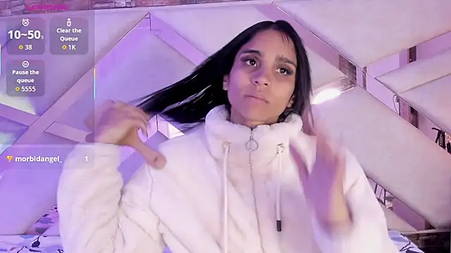 Snapshot of sophie_pariss chatting on December 16, 2025, 3:44 am sophie pariss online show from December 16, 2025, 3:44 am