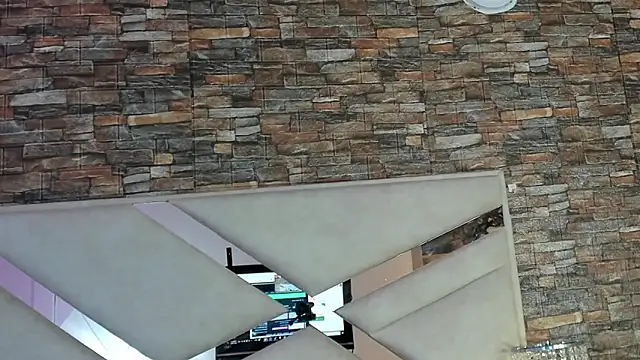 Snapshot of sophie_pariss chatting on November 30, 2025, 4:02 am sophie pariss online show from November 30, 2025, 4:02 am