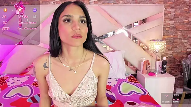 Snapshot of sophie_pariss chatting on November 15, 2025, 3:10 am sophie pariss online show from November 15, 2025, 3:10 am