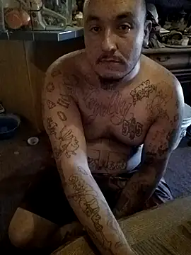 wilsons12 online show from October 28, 2025, 2:05 pm