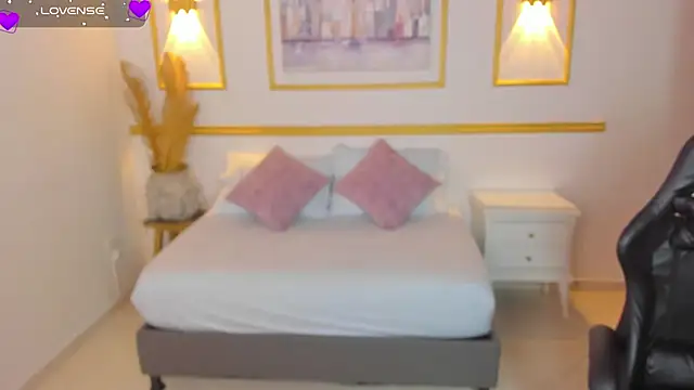 lia sexx19 online show from November 6, 2025, 2:15 am