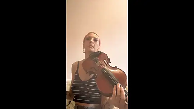 IngridMayer online show from July 21, 2026, 12:17 pm