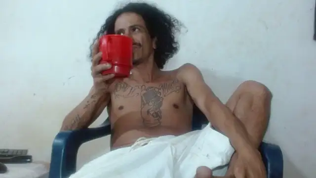 damian bottom bigcock online show from February 12, 2026, 9:58 pm