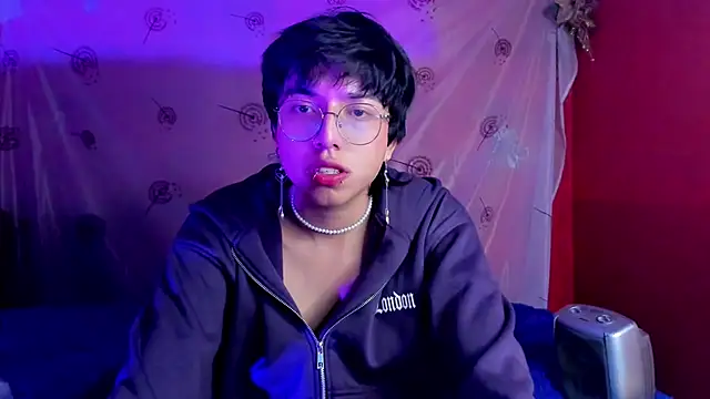 Snapshot of AnggelONfiree chatting on February 8, 2025, 9:56 am AnggelONfiree online show from February 8, 2025, 9:56 am