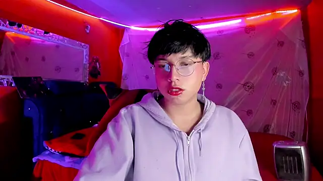 Snapshot of AnggelONfiree chatting on September 18, 2025, 5:54 am AnggelONfiree online show from September 18, 2025, 5:54 am