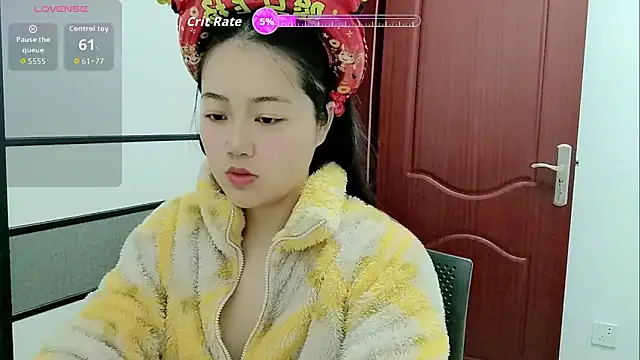 luoxuwen online show from March 10, 2026, 12:47 am