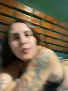 isadelasestrellas online show from March 20, 2025, 6:53 pm