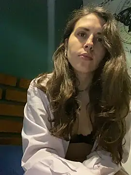 Snapshot of isadelasestrellas chatting on March 9, 2026, 12:30 pm isadelasestrellas online show from March 9, 2026, 12:30 pm