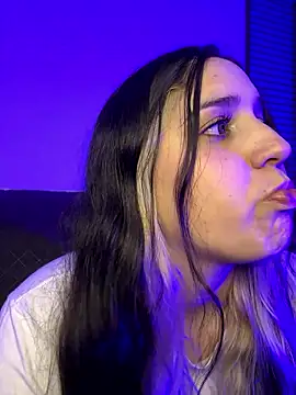 Snapshot of valentina_jonnes1 chatting on January 11, 2026, 3:46 am valentina jonnes1 online show from January 11, 2026, 3:46 am