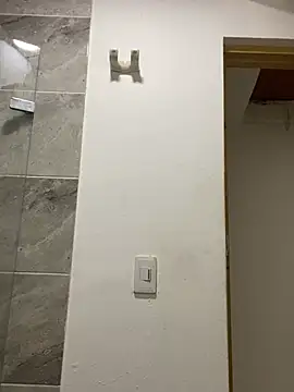 HellenHylls online show from January 19, 2025, 7:46 am