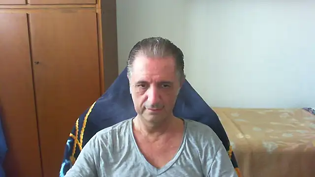 lliuk70mi online show from May 23, 2026, 12:15 pm