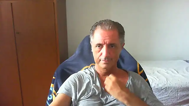 lliuk70mi online show from July 6, 2026, 12:23 pm