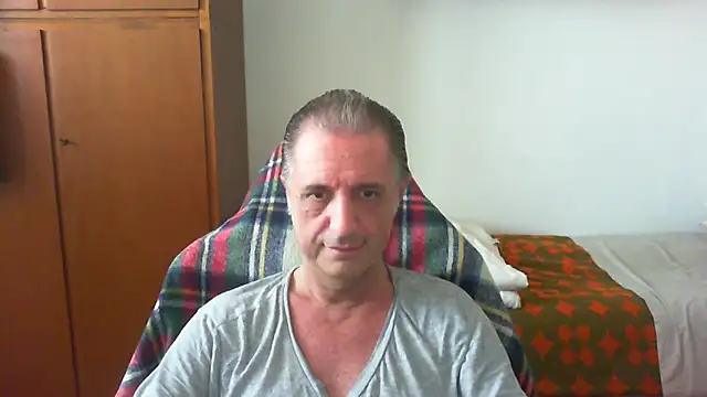 lliuk70mi online show from May 21, 2026, 12:13 pm