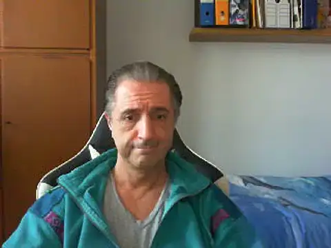 lliuk70mi online show from December 16, 2024, 2:49 pm