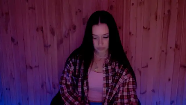 AlisaLink online show from September 28, 2025, 5:53 pm