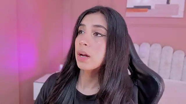 zia cooper online show from February 25, 2026, 6:52 pm