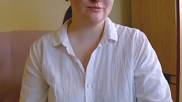 ChubbyMaia online show from March 22, 2025, 12:14 pm