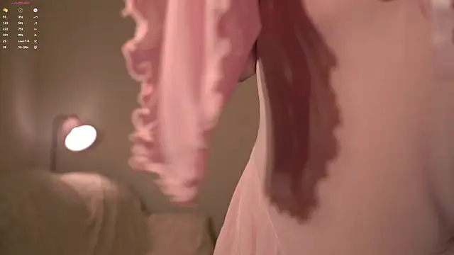 Snapshot of AudreyBarren chatting on December 4, 2025, 4:33 am AudreyBarren online show from December 4, 2025, 4:33 am