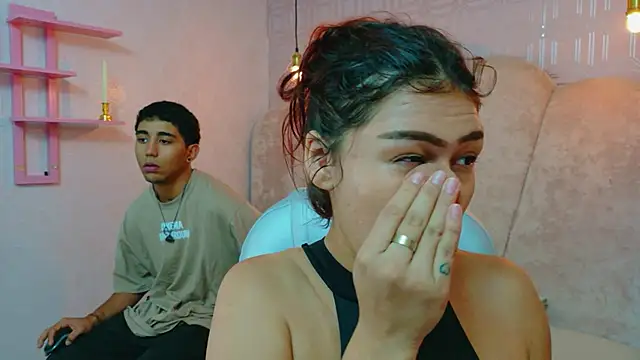 Snapshot of Annyeli chatting on November 5, 2025, 11:24 am Annyeli online show from November 5, 2025, 11:24 am