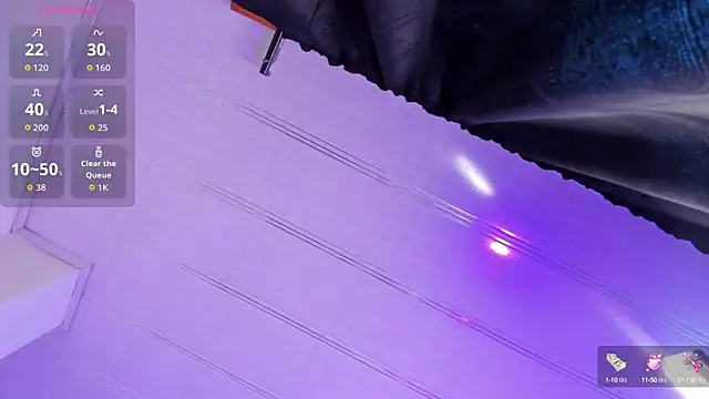 Snapshot of Alexx_Scoot chatting on September 9, 2025, 8:18 pm Alexx Scoot online show from September 9, 2025, 8:18 pm