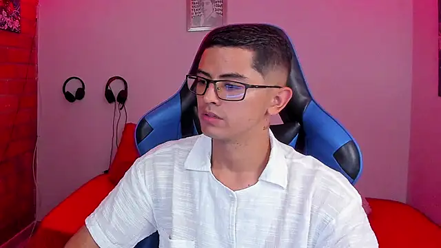 Ethan Sai    online show from October 15, 2025, 3:16 am